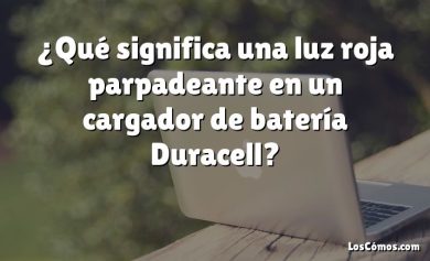 ¿Qué significa una luz roja parpadeante en un cargador de batería Duracell?
